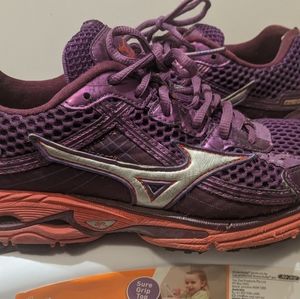 Women's Mizuno Wave Rider 8.5